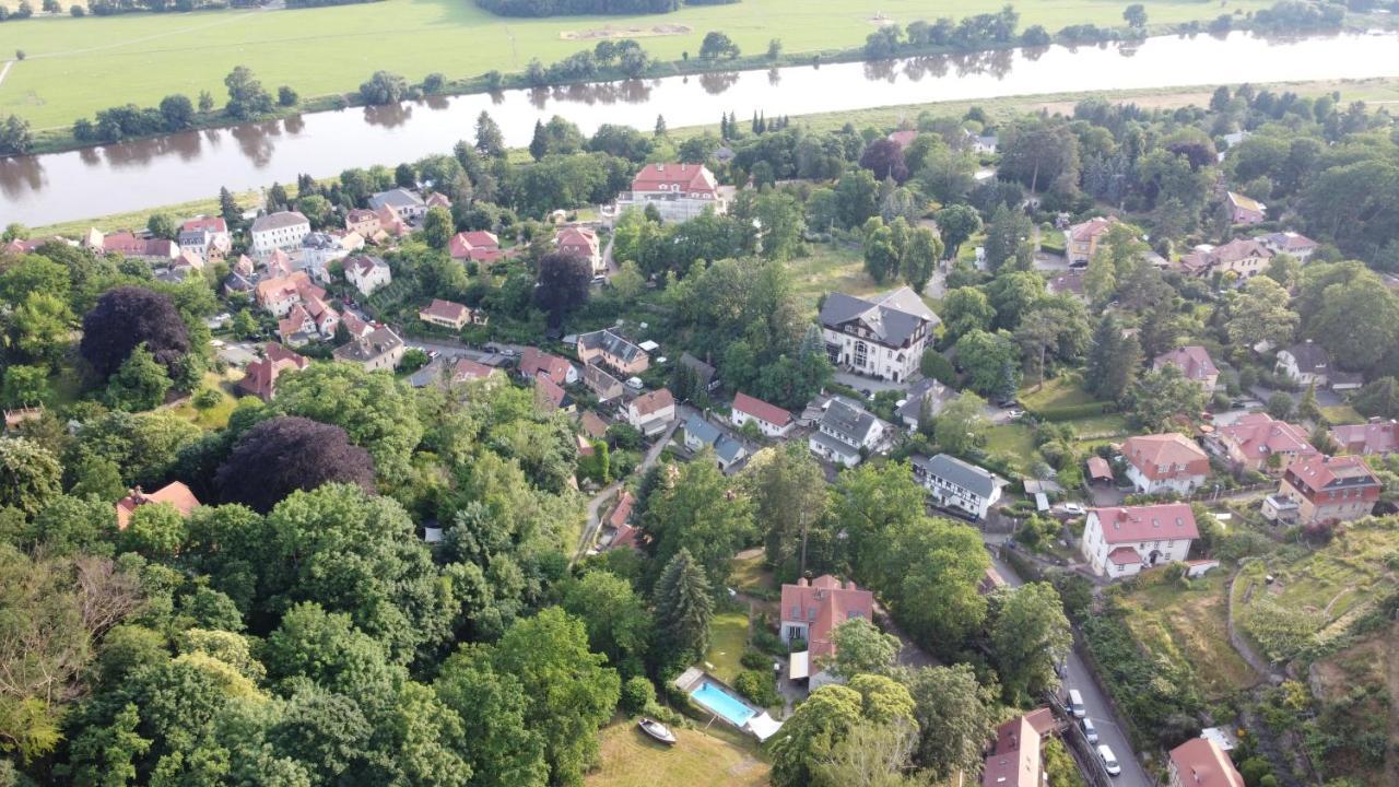 Villa im Park Wachwitzgrund Dresden Exterior foto